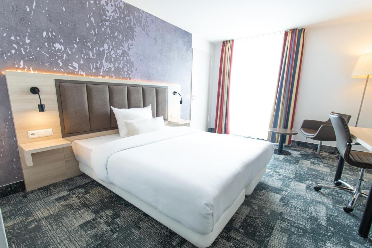 Taste Hotel Heidenheim エクステリア 写真